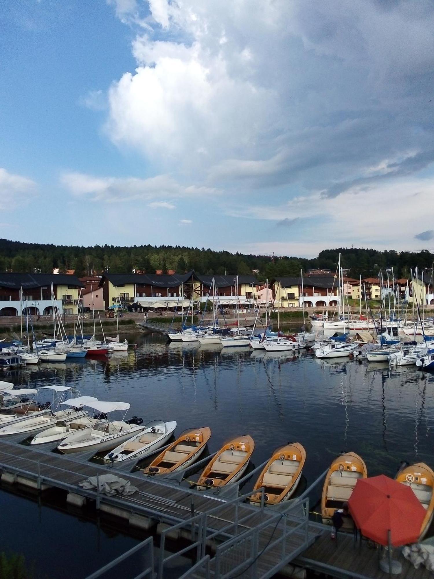 Apartman Leo Nr. 8 Lipno Nad Vltavou Lipno nad Vltavou Exterior foto